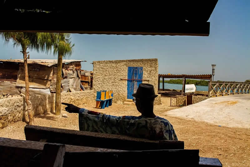A place in the shadow by Alfredo Diano, Italy - AAP Magazine Awards 2026 Shadow Winners