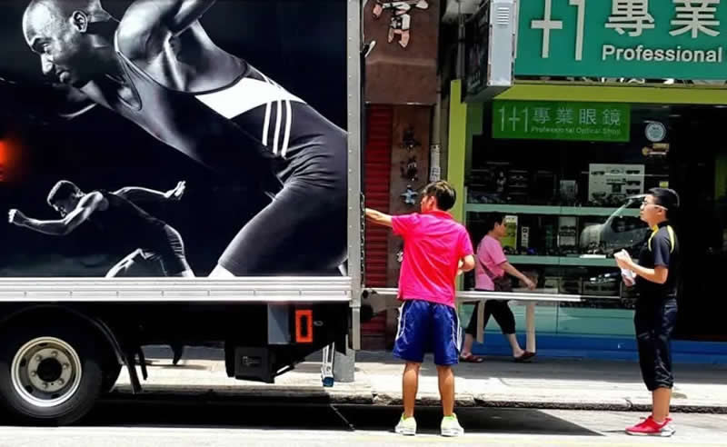 APF Magazine Street Photography Homorous Category Winners