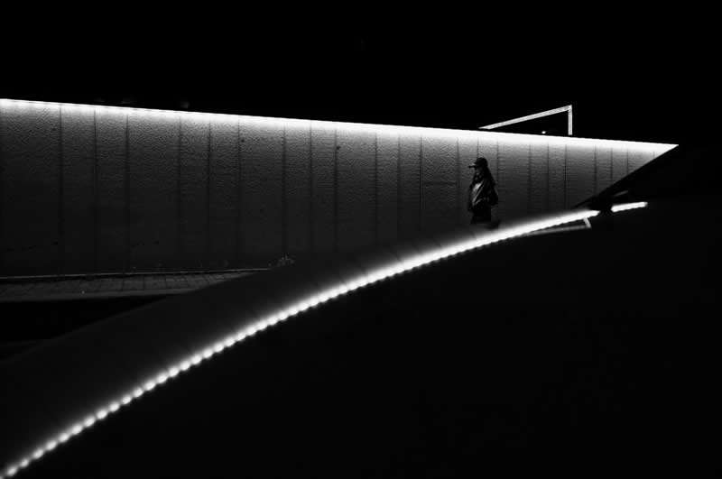 Black and White Street Photography by Sinya