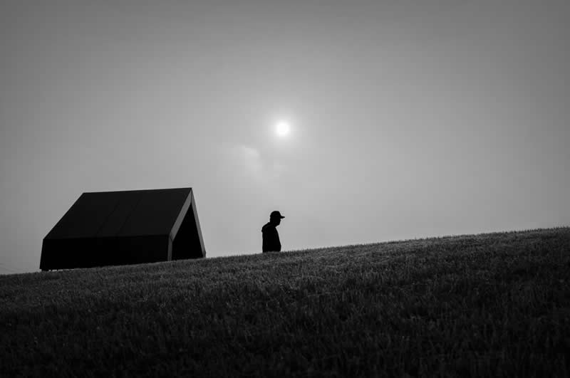 Black and White Street Photography by Sinya