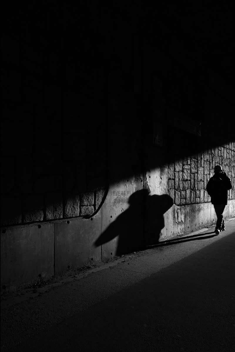 Black and White Street Photography by Sinya