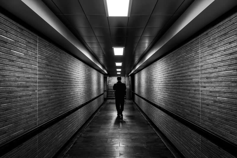 Black and White Street Photography by Sinya
