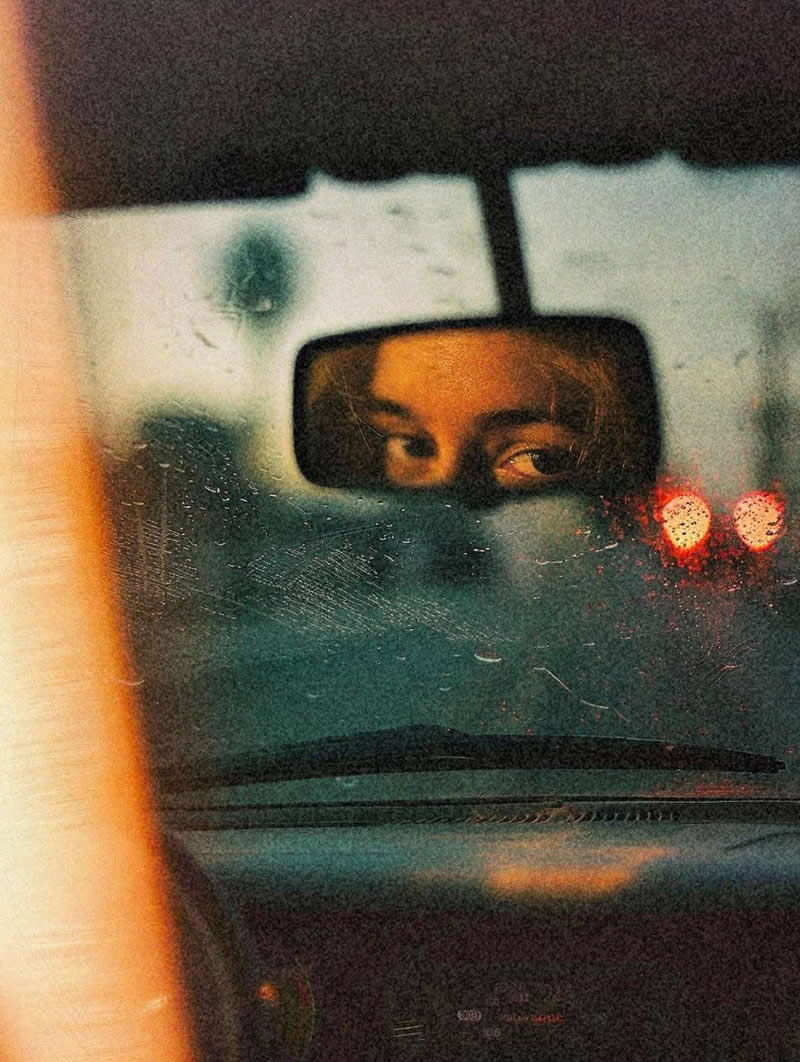 Cinematic Street Photos Filled With Drama and Mystery