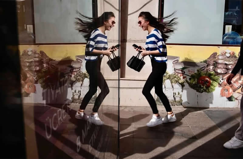 Clever Street Photos That Nail the Perfect Shot