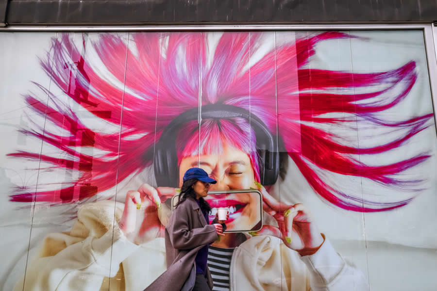 Street Photography by Dan Morris