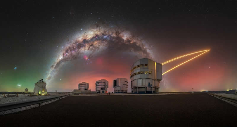 Sodium Milky Way by Julien Looten - Milky Photographer of the Year 2026 Winners