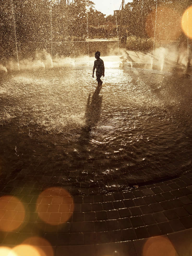Shot on Phones: 33 Amazing Silhouette Photos That Redefine Mobile Photography 67 Child’s Shadow by Kunhua Chen - Mobile Photography Awards Silhouettes Winners