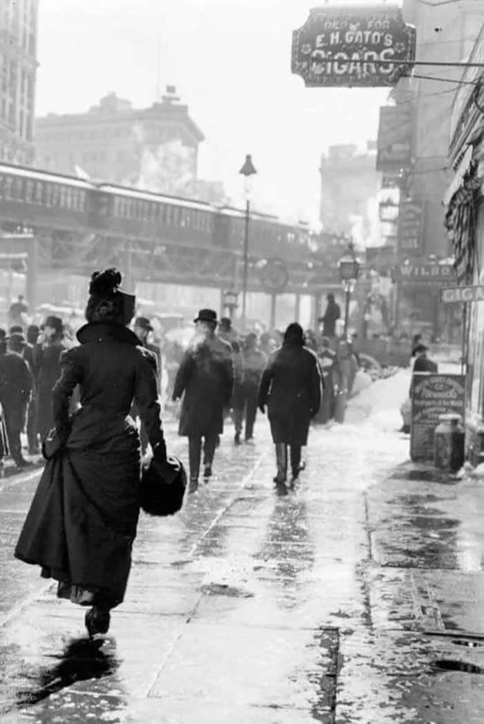 An 1899 Street Scene in Manhattan.