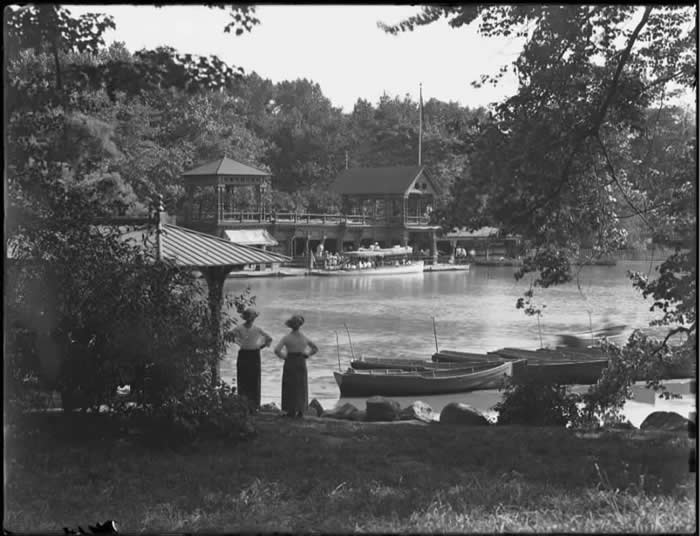 Boat House in Central Park, 1914 by William D Hassler, Library of Congress.