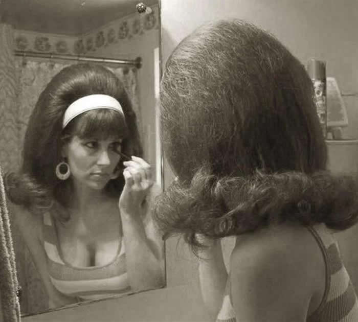 A bouncy, upturned hairstyle called the flip was worn by women in the 1960s.