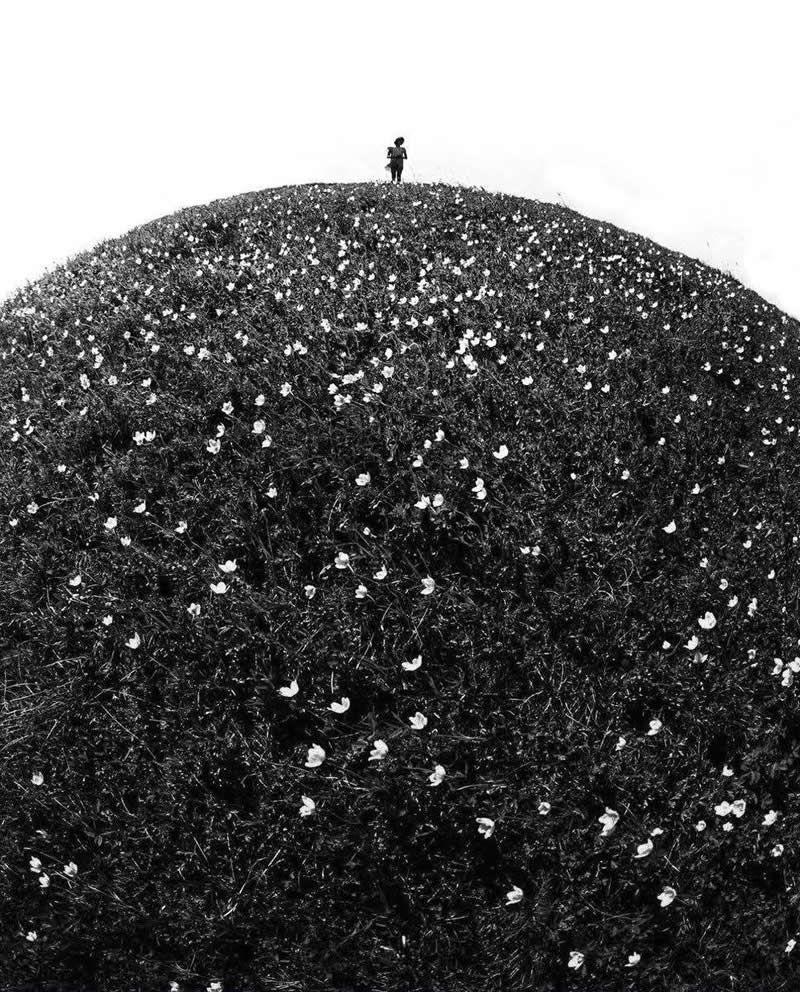 Master Photographer Romualdas Rakauskas: The Poet Who Found Beauty in Everyday Life 55 Master Photographer Romualdas Rakauskas Beauty in Everyday Life