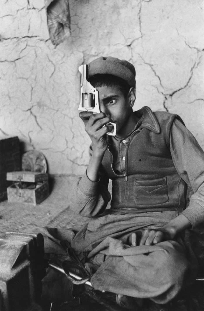 The Soul of Black and White Photos captured by Legendary Photographers