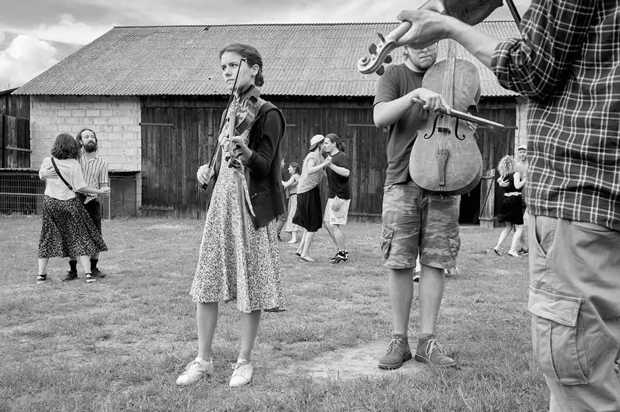 Street Photography by Janusz Jurek