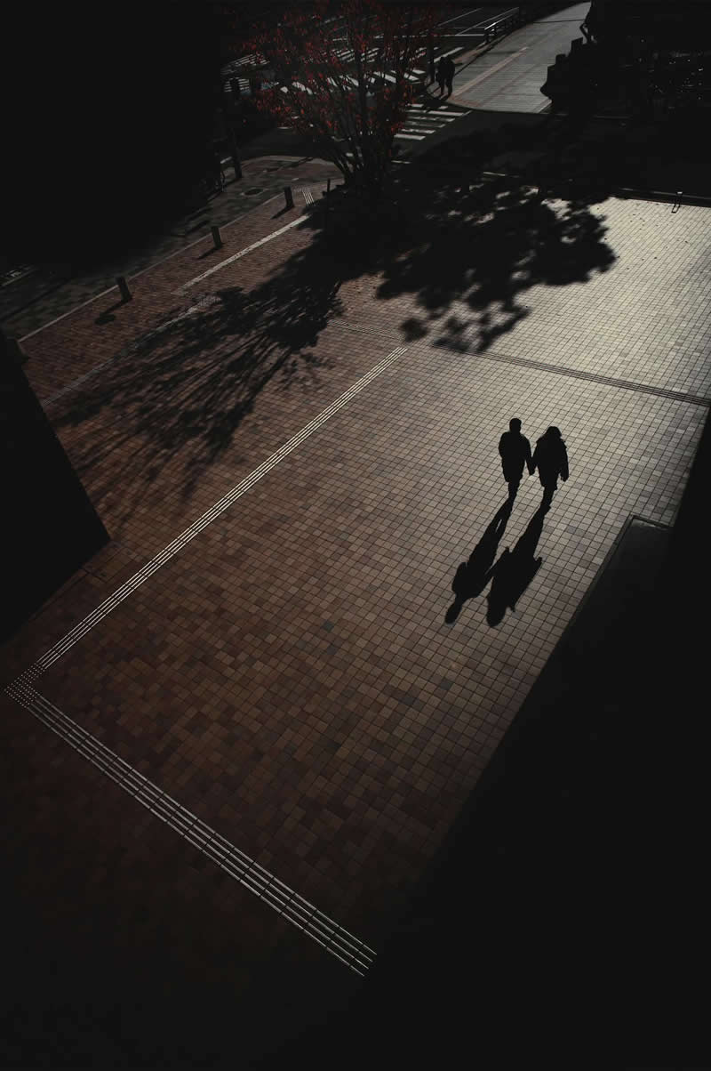 Light and Shadow Street Photos Shoot Like a Pro