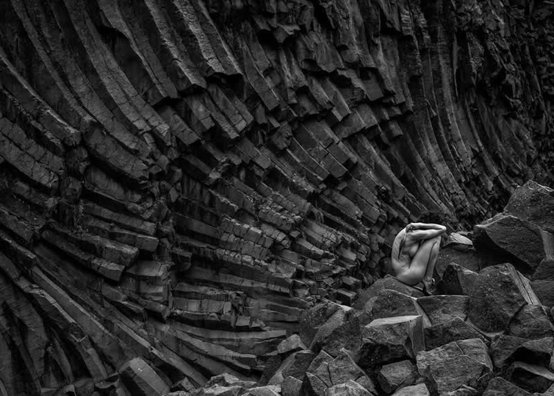 Untitled (V And The Curved Columns) by Michael Potts, USA - Artist Gallery Awards Black and White Winners