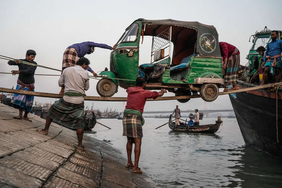 The Independent Photographer Street Photography Winners