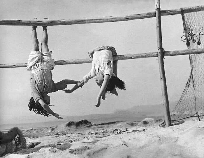 Photo By Sergio Larrain - Vintage Photos of Children