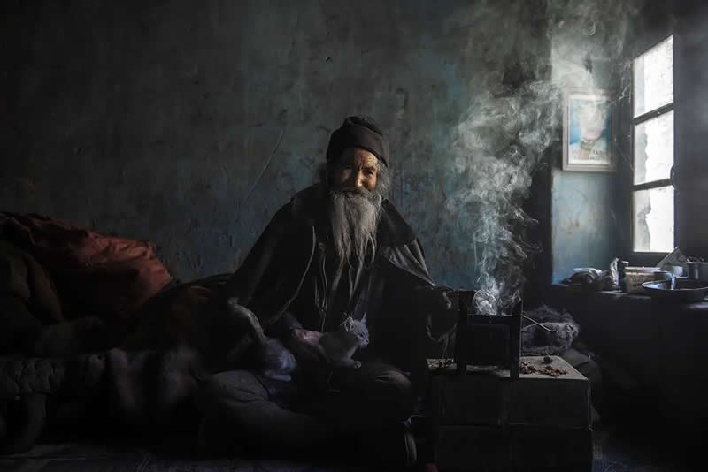 The Vesper of Kesari Singh by Sankar Sridhar, India - AAP Magazine 2026 Portrait Awards Winners