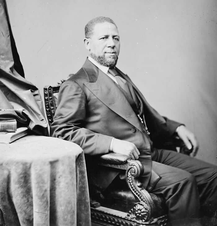 The Story Behind America: 35 Historical Photos Worth a Closer Look 51 First African American To Serve In The US Senate