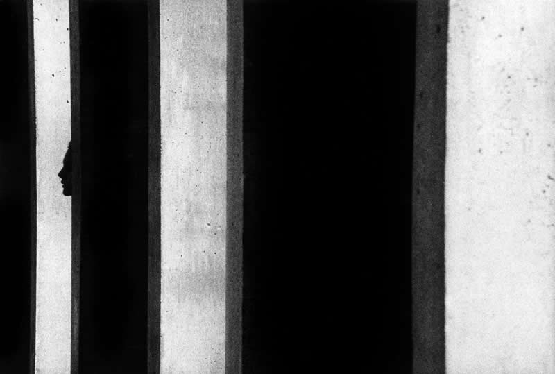 Shadows and Silence: 30 Fine Art Black and White Photos by Renato D’Agostin 47 Fine Art Black and White Fine Art Photography by Renato D Agostin