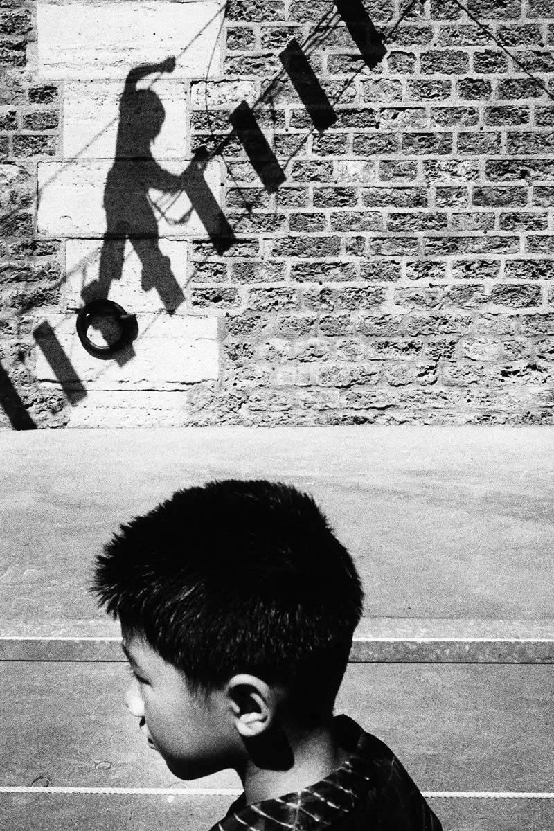 Shadows and Silence: 30 Fine Art Black and White Photos by Renato D’Agostin 60 Fine Art Black and White Fine Art Photography by Renato D Agostin