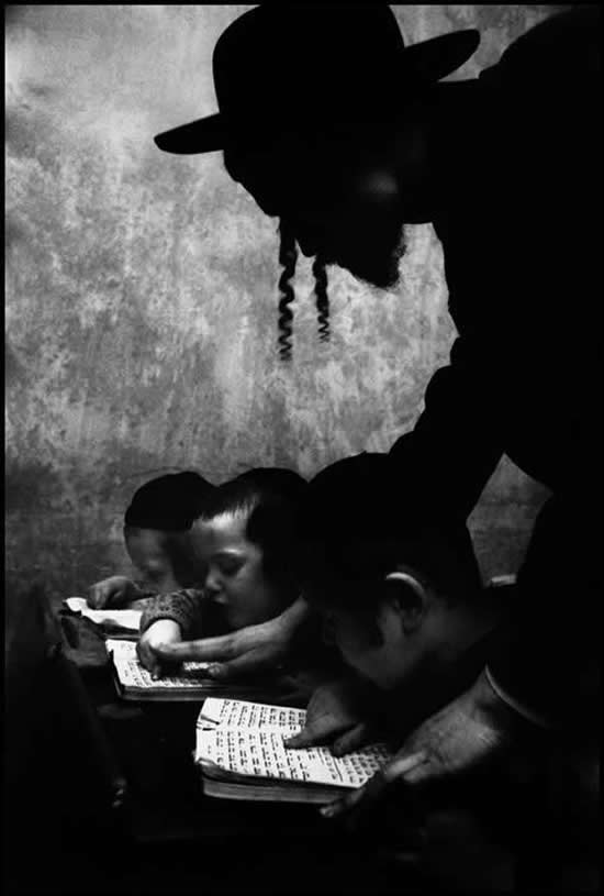Master Photographer Cornell Capa