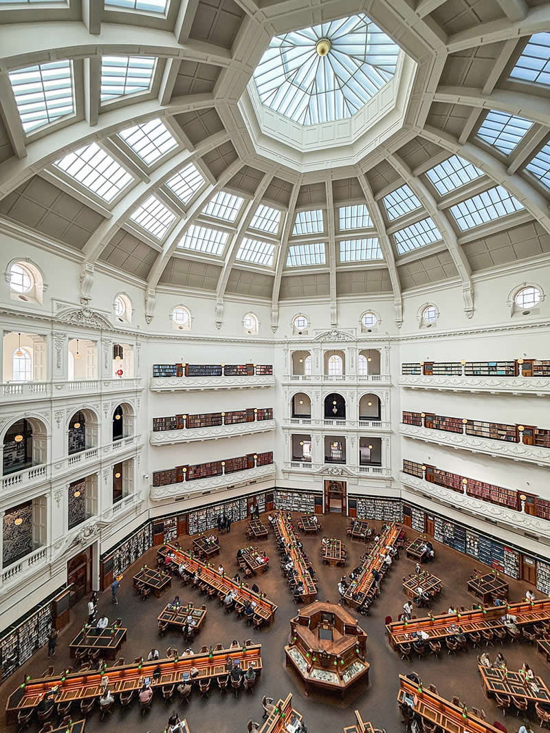 Taken with a Smartphone: 34 Jaw-Dropping Architectural Photos from the Mobile Photography Awards 38 State Library, Victoria by Paddy Chao - Mobile Photography Awards