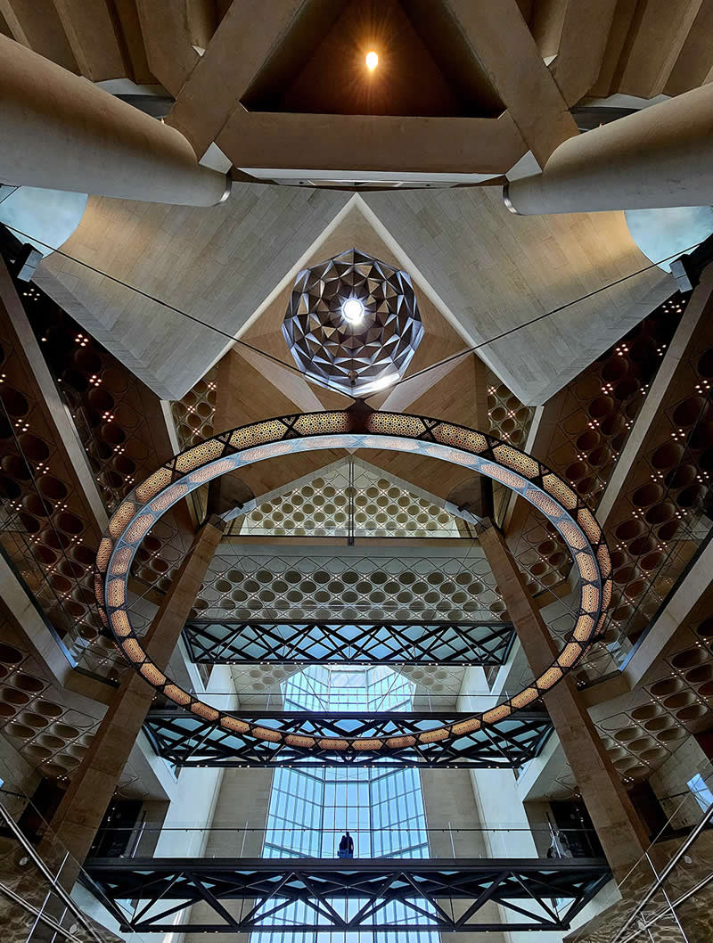 Taken with a Smartphone: 34 Jaw-Dropping Architectural Photos from the Mobile Photography Awards 51 The Grand Entrance by Dorota Qaid - Mobile Photography Awards
