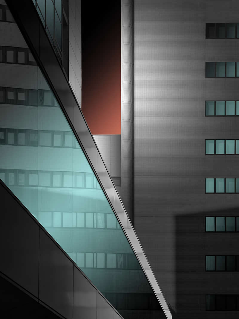 Taken with a Smartphone: 34 Jaw-Dropping Architectural Photos from the Mobile Photography Awards 60 Diagonal Slice by Joemaru Tomihisa - Mobile Photography Awards