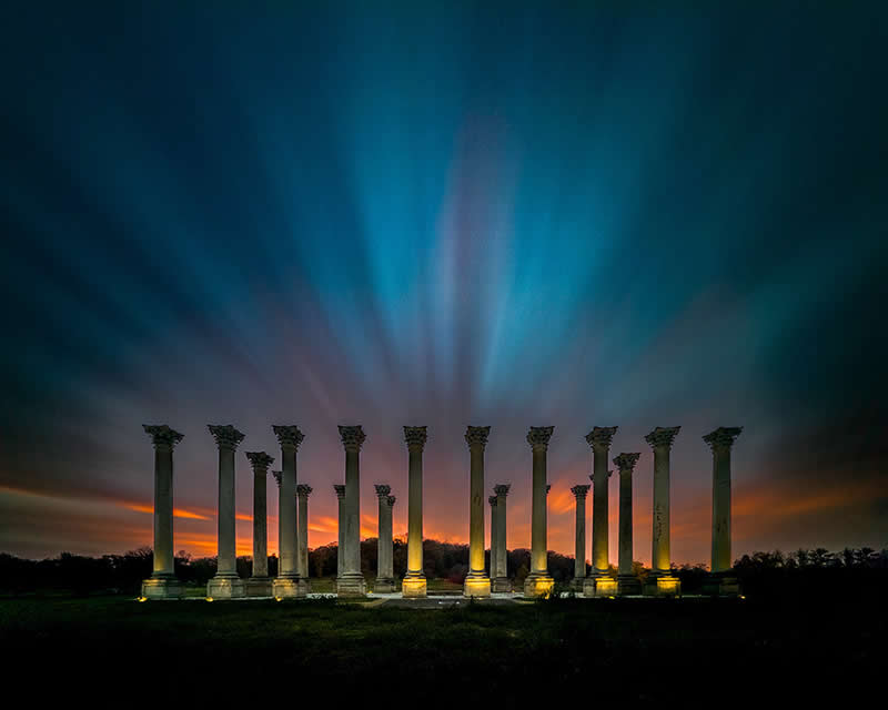 Taken with a Smartphone: 34 Jaw-Dropping Architectural Photos from the Mobile Photography Awards 62 Standing in the Light by Maurice Bakley - Mobile Photography Awards