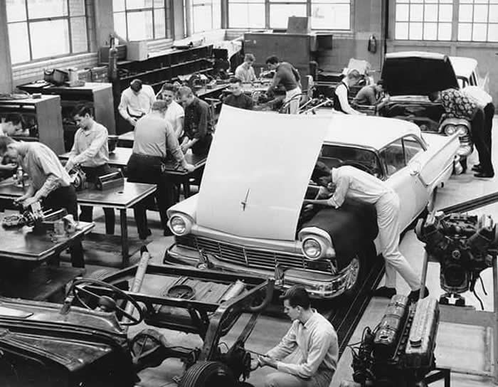 High school auto shop class in the 1950s