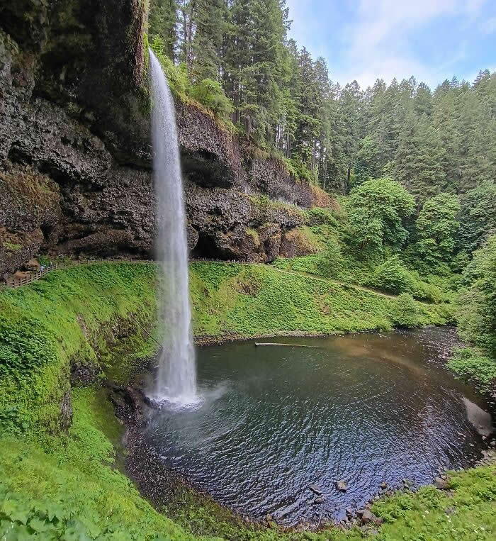 Visual Therapy: 33 Satisfying Photos Celebrating Perfect Symmetry and Balance 51 Silver Falls Oregon