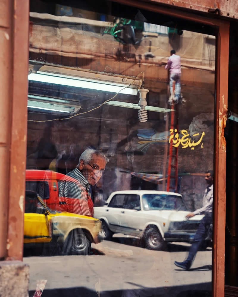 Street Photos by Ahmed Mansour That Reveal the Soul of Everyday Life