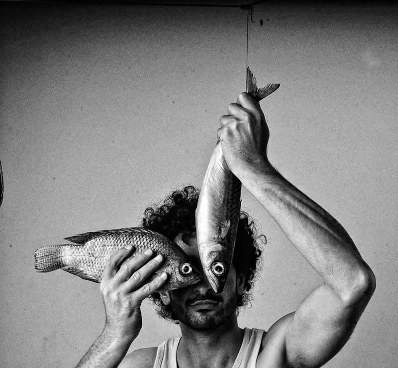 Street Photos by Ahmed Mansour That Reveal the Soul of Everyday Life