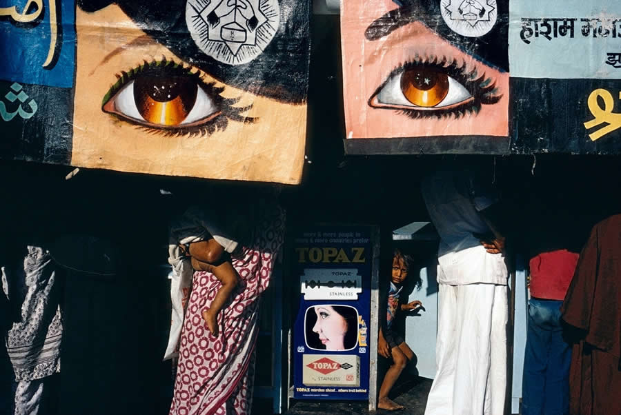 The Geometry of Light - Master Photographers Use Chiaroscuro in Modern Street Photography