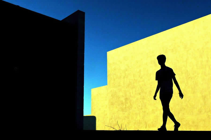 The Geometry of Light - Master Photographers Use Chiaroscuro in Modern Street Photography