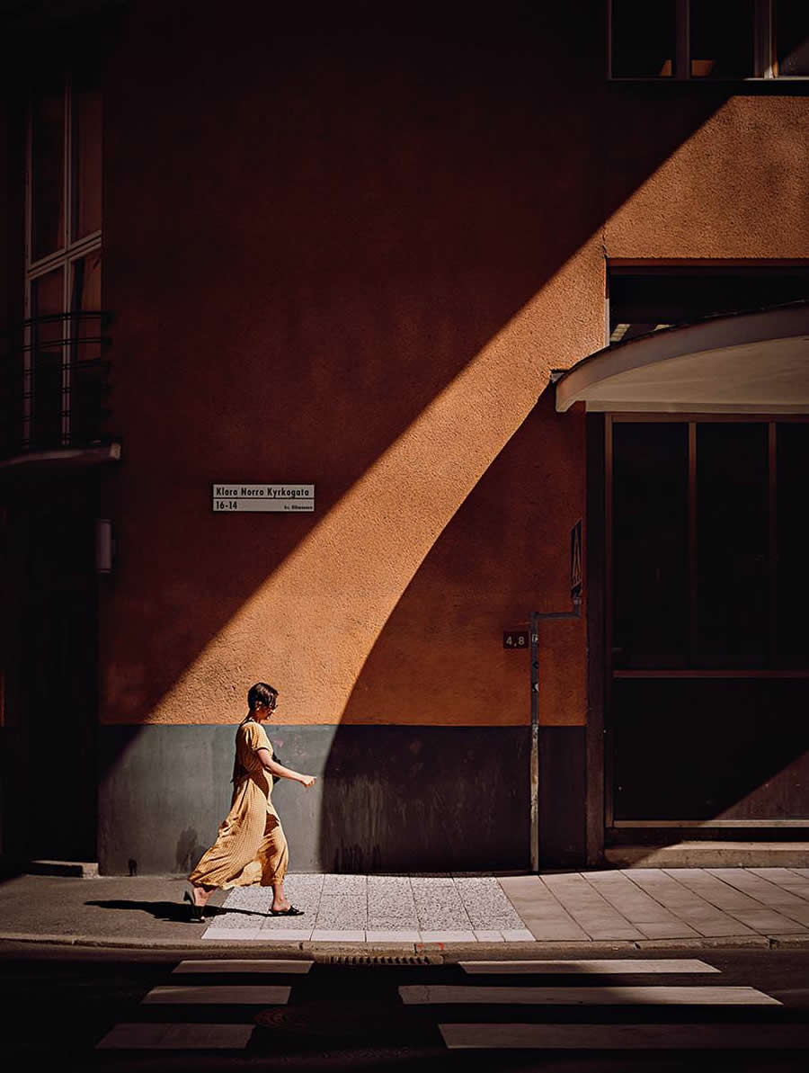The Geometry of Light - Master Photographers Use Chiaroscuro in Modern Street Photography