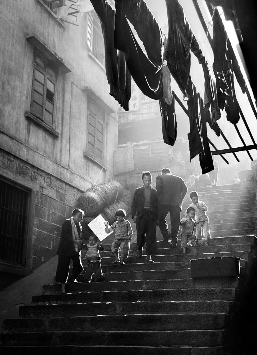 The Geometry of Light - Master Photographers Use Chiaroscuro in Modern Street Photography