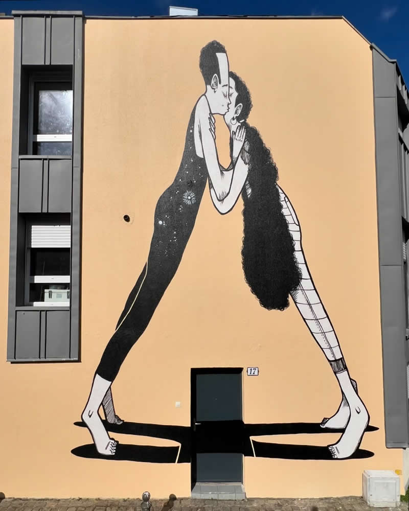 Pendulum - During the Iconic Festival d'arts Visuels in Amiens, France - Thought-Provoking Murals by Alex Senna