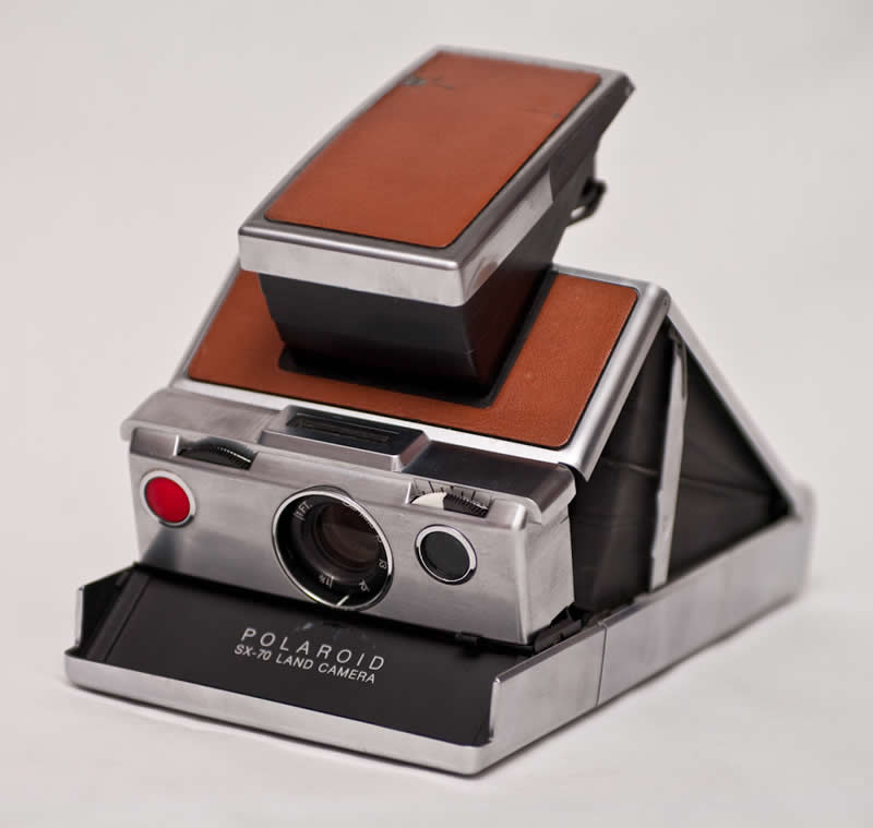 Polaroid SX-70 (1972) - Vintage Cameras Evolution of Photography