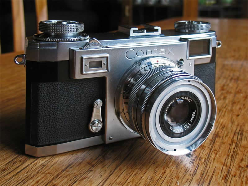 Zeiss Ikon Contax II (1936) - Vintage Cameras Evolution of Photography