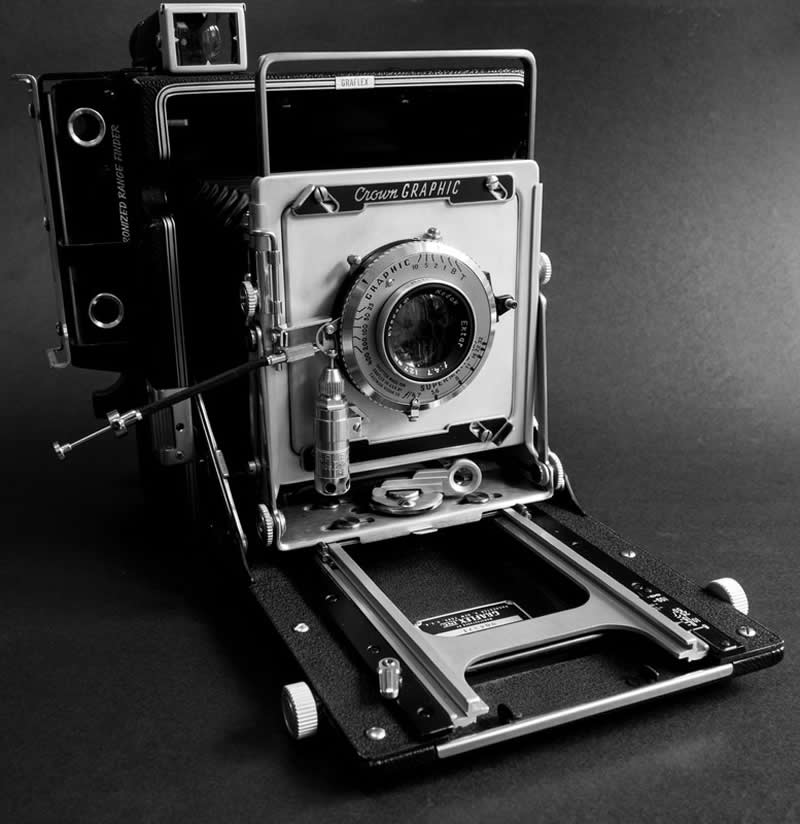 Graflex Crown Graphic (1947) - Vintage Cameras Evolution of Photography