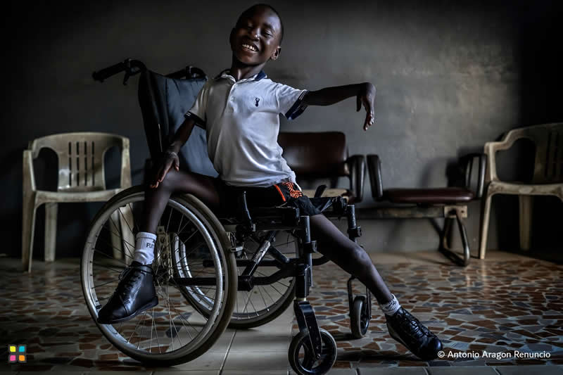 Power in Hope by Antonio Aragon Renuncio, Spain - Award-Winning Photos of Hipa