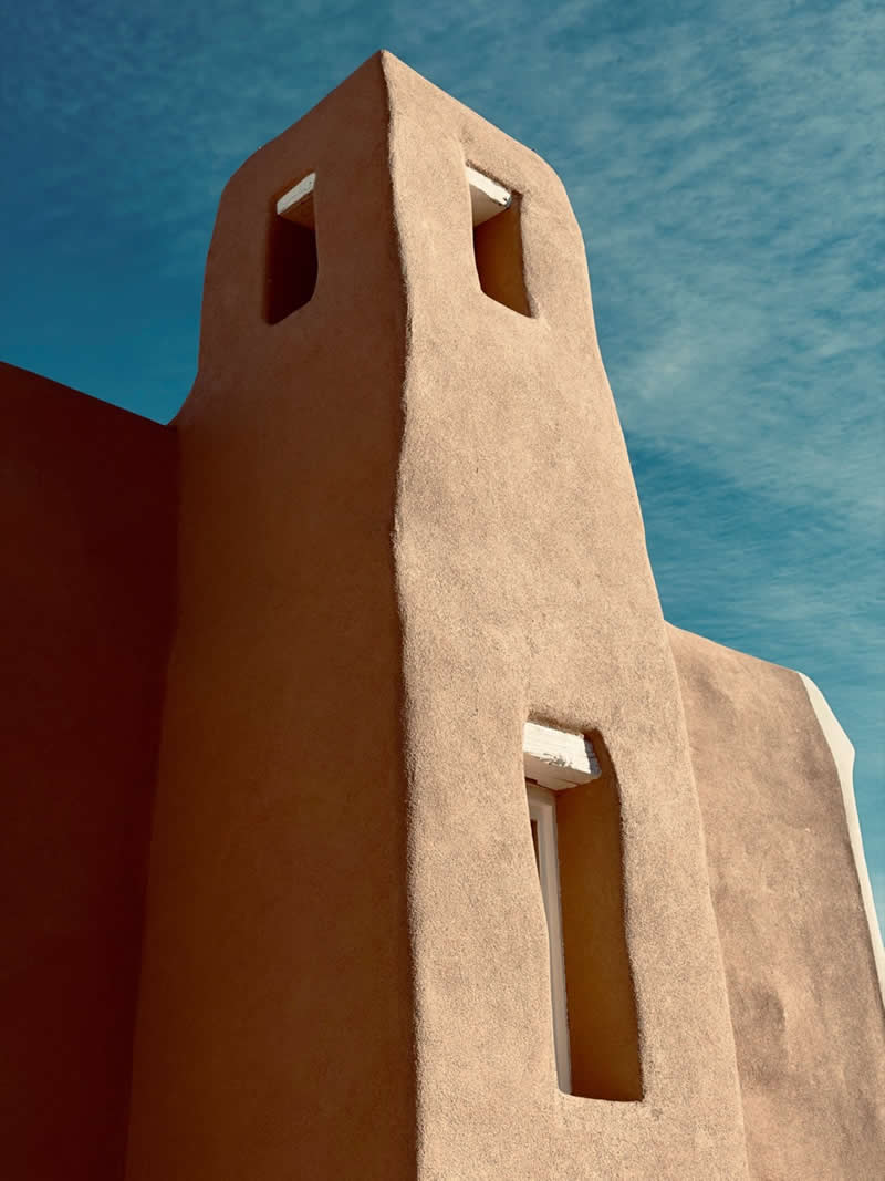 Architecture: 2nd Place Winner by Ellen Kim, United States - iPhone Photography Awards 2026 Winners