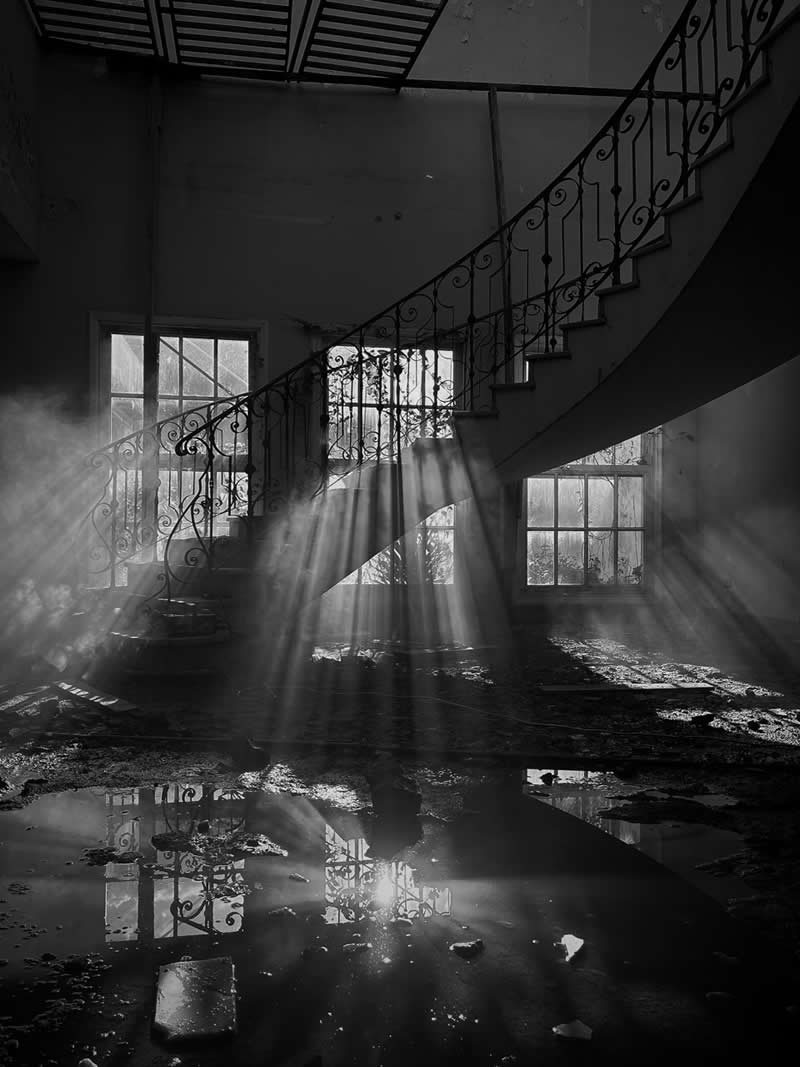 Other: 3rd Place Winner by Gabriela Alvelo, Venezuela - iPhone Photography Awards 2026 Winners