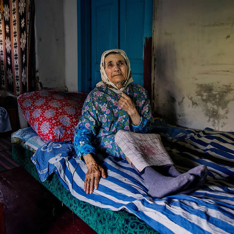 Lands of No Return: Viktoria Sorochinski’s Powerful Photo Series on Ukraine’s Vanishing Villages 44 Lands of No Return Ukraine Vanishing Villages by Viktoria Sorochinski