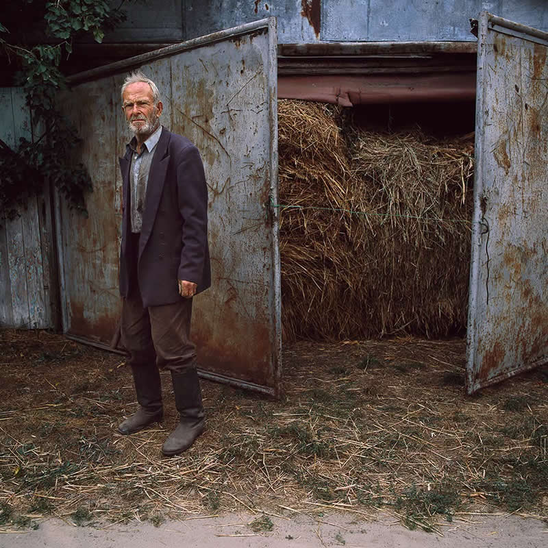 Lands of No Return: Viktoria Sorochinski’s Powerful Photo Series on Ukraine’s Vanishing Villages 64 Lands of No Return Ukraine Vanishing Villages by Viktoria Sorochinski