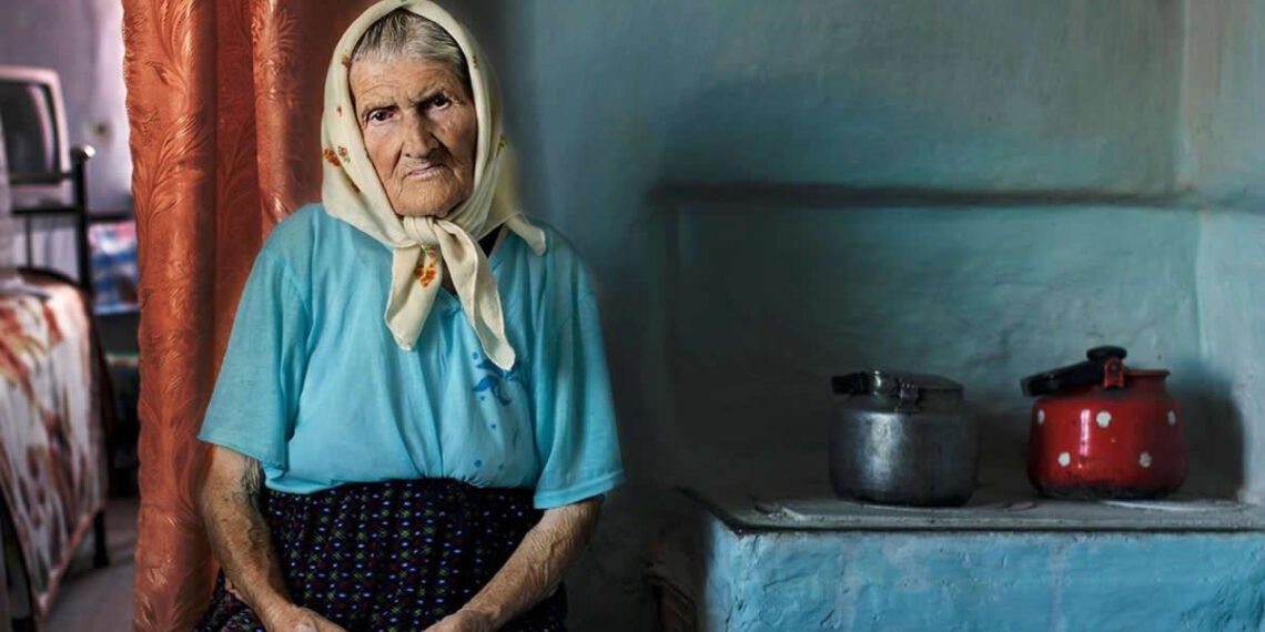 Lands of No Return: Viktoria Sorochinski’s Powerful Photo Series on Ukraine’s Vanishing Villages 34 Lands of No Return Ukraine Vanishing Villages by Viktoria Sorochinski