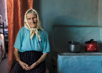 Lands of No Return: Viktoria Sorochinski’s Powerful Photo Series on Ukraine’s Vanishing Villages 65 Lands of No Return Ukraine Vanishing Villages by Viktoria Sorochinski