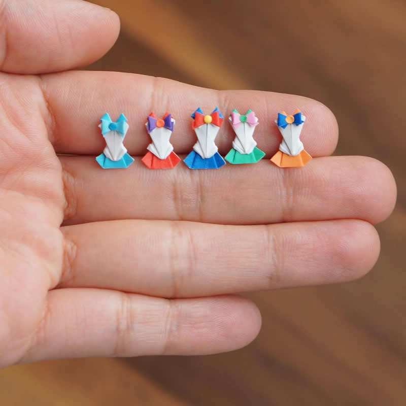 Miniature Artworks by Ana Sofia Casaverde